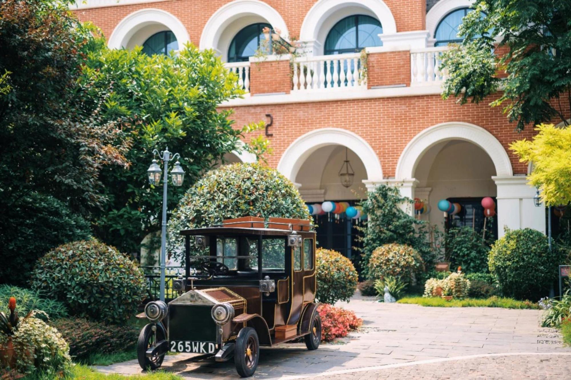 Hotel Indigo Heilong Lake, An Ihg Hotel Meishan  Exterior photo